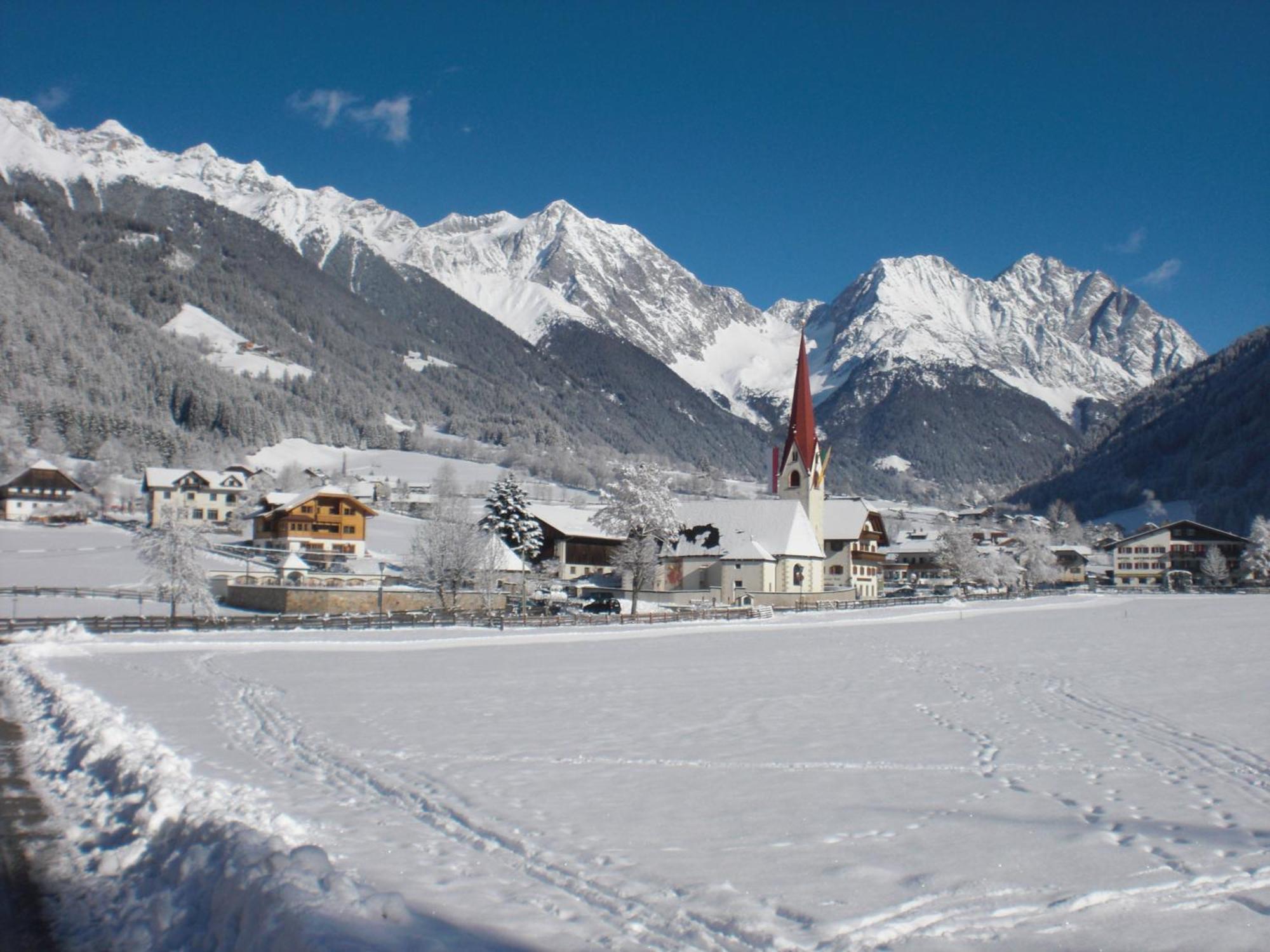 Hotel Messnerwirt Anterselva di Mezzo Buitenkant foto